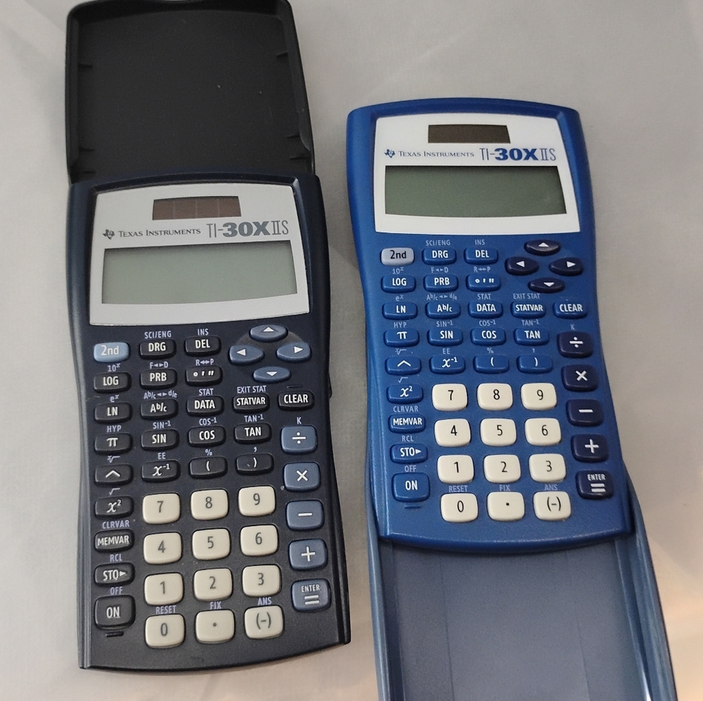 Texas Instruments TI-30X IIS Dual Pack - Black and Blue
